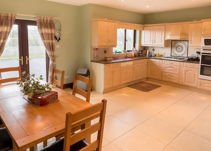 Bree House 펜션 Malin Head